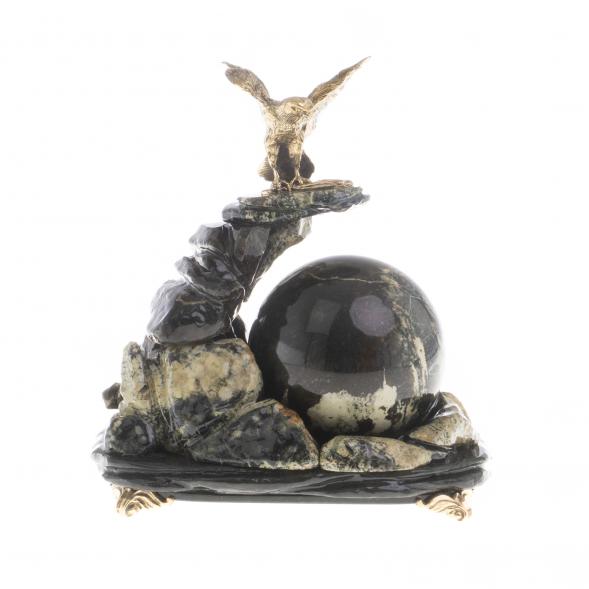 Композиция &amp;quot;Кречет на скале&amp;quot; с шаром змеевик бронза 124309