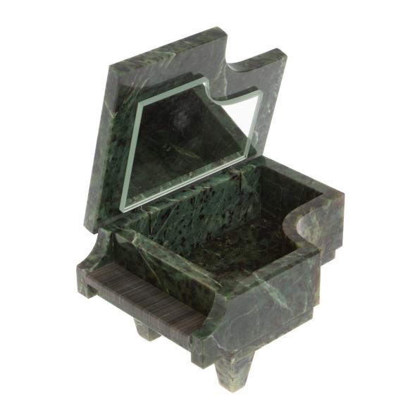 Шкатулка &amp;quot;Рояль&amp;quot; из нефрита 10х14х8 см 126804