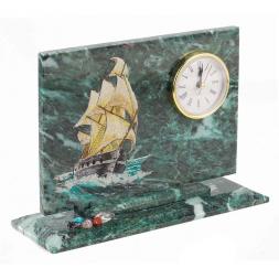 Часы настольные &amp;quot;Корабль&amp;quot; камень змеевик
