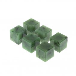 Камни для виски из саянского нефрита набор 6 кубиков 20 мм