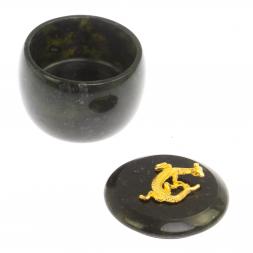 Шкатулка круглая с ящерицей черный змеевик 6х6х5,5 см