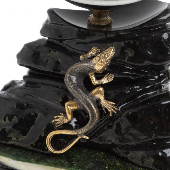 Композиция &amp;quot;Ящерица на скале&amp;quot; с шаром из лабродарита 10,5 см 126886