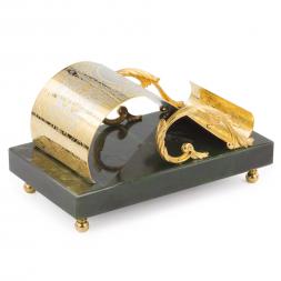 Подставка для телефона &amp;quot;Герб России&amp;quot; камень нефрит в подарочной коробке Златоуст