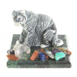 Сувенир фигурка "Амурский тигр" из змеевика и мрамолита 5х5х4 см
