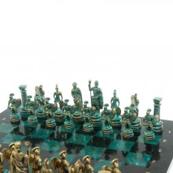 Шахматы "Древний Рим" фигуры бронза / патина 44х44 см змеевик