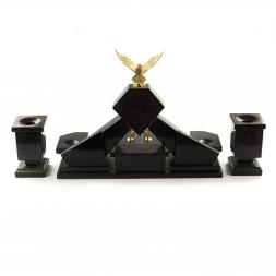 Письменный набор "Орел" из яшмы с настольным ковриком