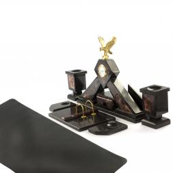 Письменный набор "Орел" из яшмы с настольным ковриком