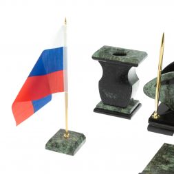 Настольный набор "Орел" из змеевика с бюваром