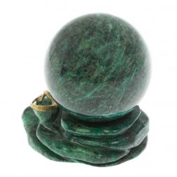 Композиция с ящерицей из шабровского змеевика 9х6х8,5 см