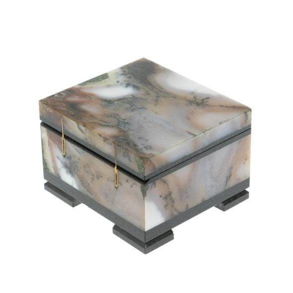 Каменная шкатулка из мохового агата 6,3х5,5х4 см 128474