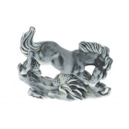 Сувенир из мрамолита "Кланяющаяся лошадка"