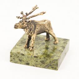 Статуэтка &amp;quot;Олень&amp;quot; из бронзы и змеевика