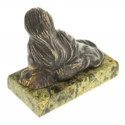 Статуэтка из бронзы на подставке из змеевика "Гейша"