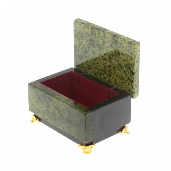 Шкатулка из светлого и темного змеевика 10х6,5х6 см 128918