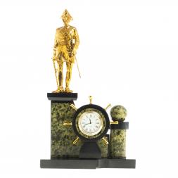 Каминные часы из бронзы "Петр 1 Великий" камень змеевик