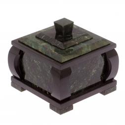 Шкатулка из нефрита &amp;quot;Ларец&amp;quot; 13х13х11 см