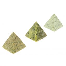 Пирамида из камня змеевик 7х7х7,5 см (3)