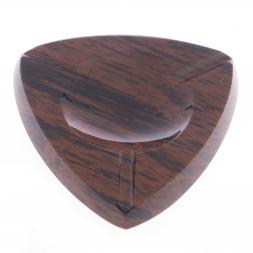 Пепельница треугольная из коричневого обсидиана 14х14х2,2 см