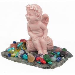 Сувенир &amp;quot;Ангел с венком сидит&amp;quot; из мрамолита