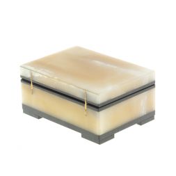 Шкатулка из белого нефрита 10х7х4,8 см