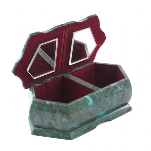 Шкатулка из камня змеевик &amp;quot;Хозяйка медной горы - Зимний пейзаж&amp;quot; 20х10х7,5 см 121434