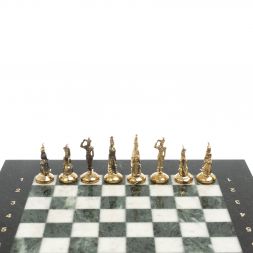 Шахматы "Итальянская война" фигуры бронза доска 28х28 см из мрамора и змеевика