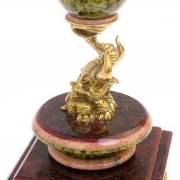 Часы антистресс "Шар на слоне" из змеевика 10,5 см