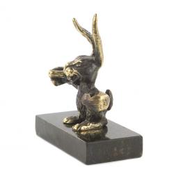 Статуэтка из бронзы и змеевика "Заяц боксер"