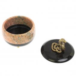 Шкатулка круглая "Кобра" из розового мрамора 10,5х10,5х13,5 см