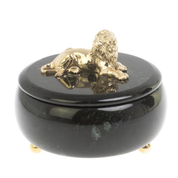 Шкатулка &amp;quot;Лев&amp;quot; из черного змеевика 15х15х12 см 127154