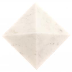 Пирамида из белого мрамора 10х10х8,3 см