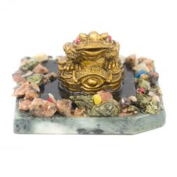 Сувенир &amp;quot;Лягушка на деньгах&amp;quot; на змеевике