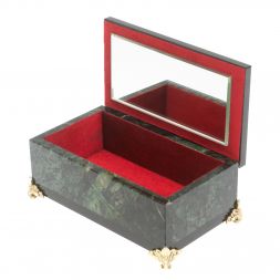 Ларец из нефрита на бронзовых ножках 17,5х9х10 см