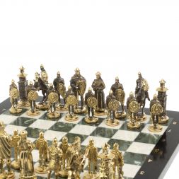 Шахматы подарочные &amp;quot;Богатыри&amp;quot; из мрамора и змеевика 44х44 см