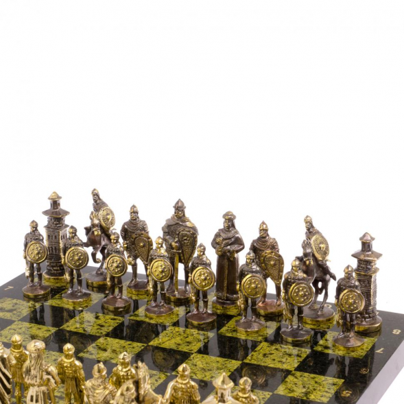 Шахматы настольные &amp;quot;Богатыри&amp;quot; змеевик бронза 40х40 см 119025