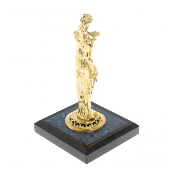 Статуэтка &amp;quot;Фемида&amp;quot;  на подставке из лазурита 129524