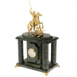 Часы &amp;quot;Георгий Победоносец&amp;quot; из шабровского змеевика