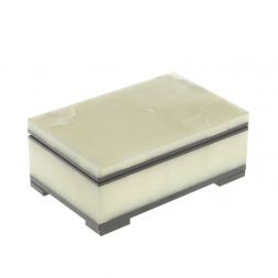 Шкатулка из белого нефрита 12х8х4,8 см