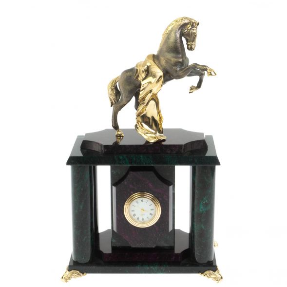 Часы &amp;quot;Конь с попоной&amp;quot; из шабровского змеевика 129251