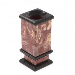 Карандашница из камня лемезит