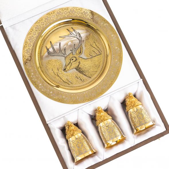 Подарочный набор &amp;quot;Олень&amp;quot; тарелка и 3 стопки перевертыша Златоуст 123683