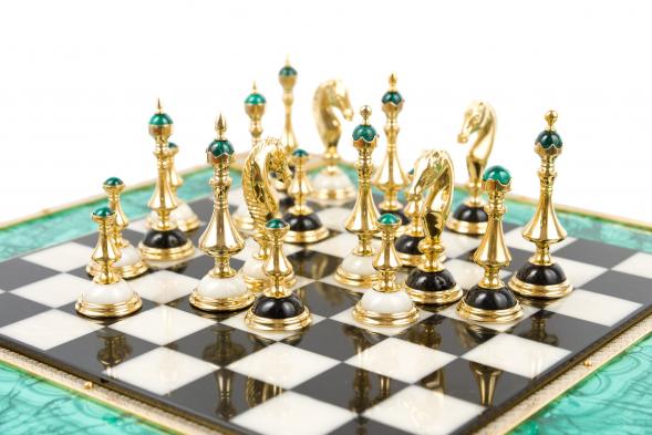 Подарочные шахматы &amp;quot;Царские&amp;quot; камень малахит Златоуст 113403