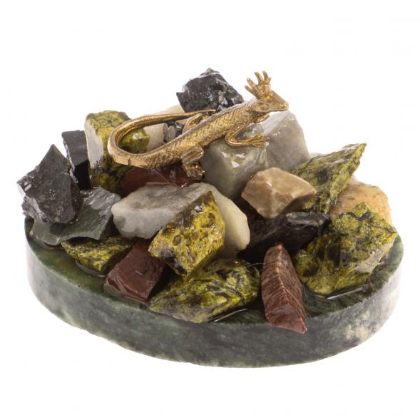 Сувенир &amp;quot;Ящерица на горке&amp;quot; из камня и бронзы 116917