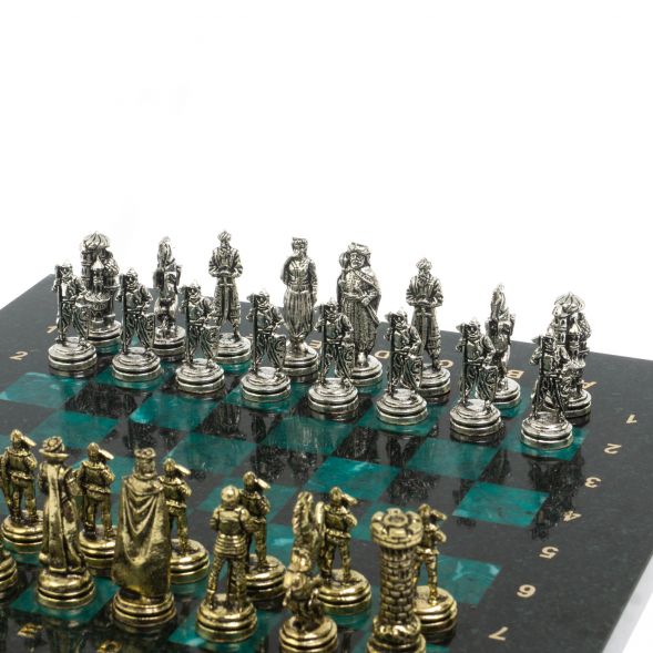Шахматы подарочные &amp;quot;Рыцари&amp;quot; из змеевика доска 28х28 см 127729
