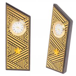 Часы "Погон генерал" цвет золото камень змеевик треугольные