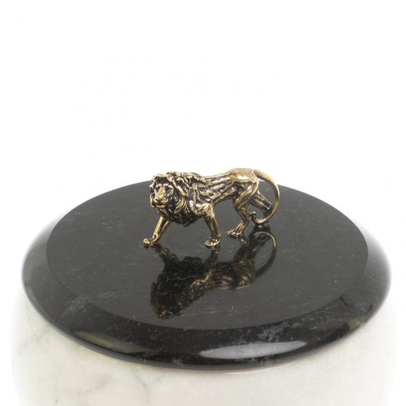 Шкатулка круглая &amp;quot;Лев&amp;quot; из мрамора 10х10х9 см 127331