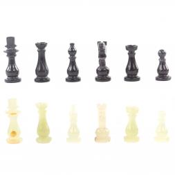 Каменные шахматы "Поединок" камень оникс доска 25х25 см