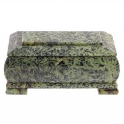 Шкатулка &amp;quot;Купюра&amp;quot; из нефрита 18х10х8,5 см