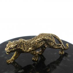 Шкатулка &amp;quot;Гепард&amp;quot; из белого мрамора и змеевика 15х15х12 см