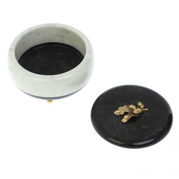 Шкатулка &amp;quot;Желуди&amp;quot; из белого мрамора и змеевика 15х15х8 см 129030